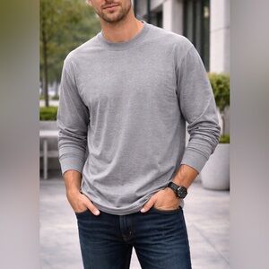 Men's Long Sleeve Crewneck Shirt in Light Gray